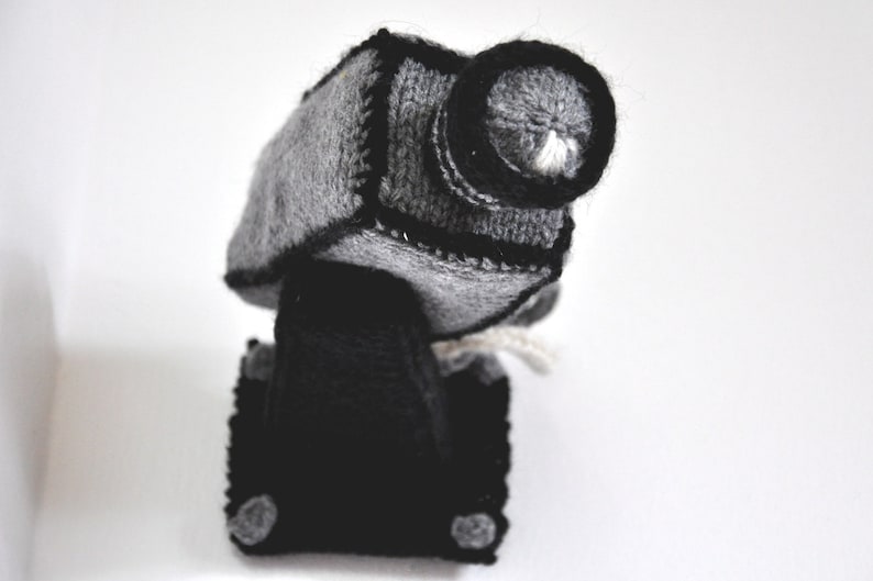 PDF Knitting PATTERN Security Camera Knitting Pattern PDF image 1