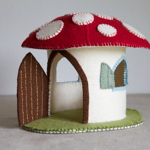 PDF Sewing PATTERN Toadstool Felt House Sewing Pattern DIY pattern for Mushroom play house Toadstool fairy house soft toy tutorial image 3