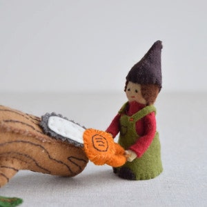 PDF Sewing PATTERN -Woodswoman Finger Puppet Sewing Pattern - DIY tutorial for felt woodswoman or man soft toy from Red Riding Hood