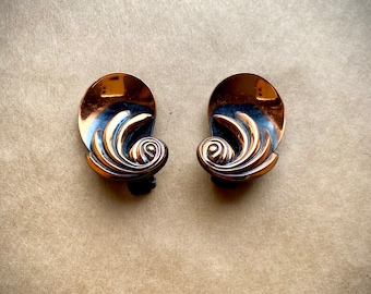 50s copper clip on vintage earrings, retro abstract spiral swirl clipons, midcentury jewelry