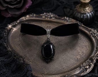 Black Velvet Gothic Choker Necklace, Victorian Cameo Pendant, Adjustable Ribbon, Dark Academia Jewelry