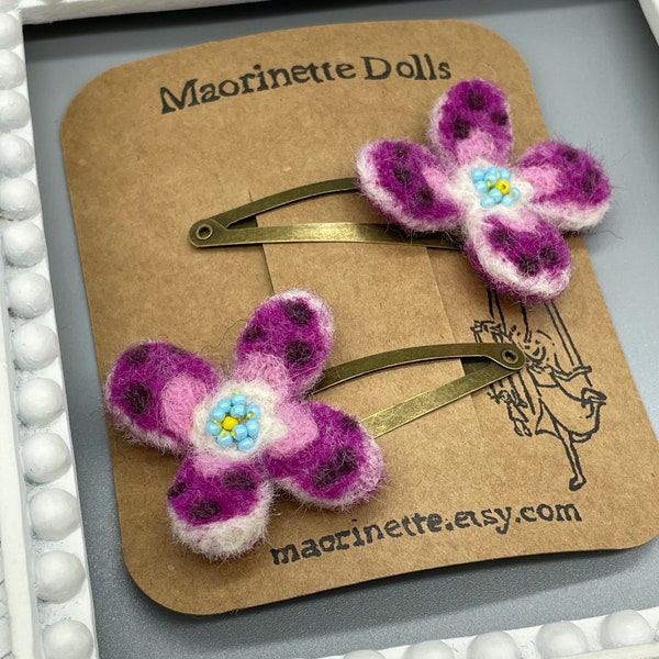 Needle Felted Flower Barrettes, Pair, handmade, Children's Hair, Hair accessories, hair clips, wool felted, snap clip, unique barrette