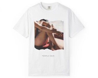 Camiseta con estampado fotográfico de Temple Haus / fotografía vintage de playa, texto minimalista
