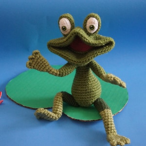 Merry Frog,crochet