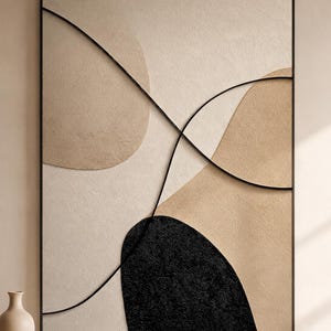 Peut inclure: Une œuvre d'art murale rectangulaire présentant un fond crème texturé avec de grandes formes organiques beiges lisses et une forme noire texturée proéminente. De fines lignes noires courbes s'entrecroisent, le tout dans un cadre noir fin.