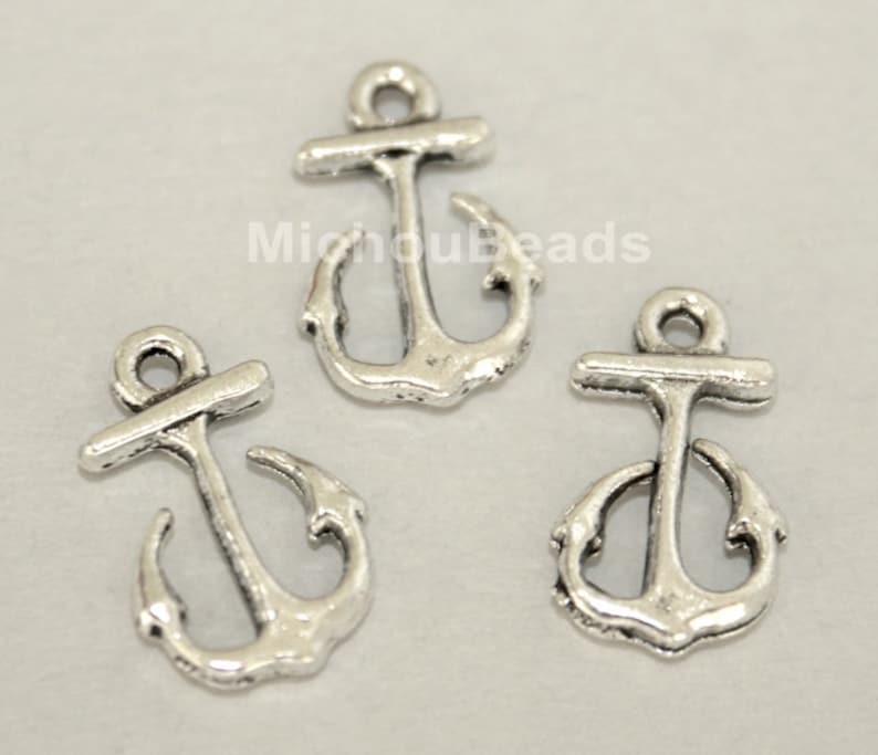 5582 100 Antiqued SILVER 17mm Tibetan Style ANCHOR Charm Pendant Small 17x10mm Double Sided Beach Nautical Metal Boho Findings USA