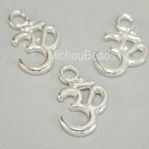 10x Bright SILVER OM Symbol Yoga Charms - 15x10mm Ohm Meditation Buddhist Symbol Nickel Free Mini Charm Pendant - Instant Ship from USA 5589