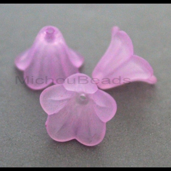 10 Pale MAUVE Lily Flower 12mm Bead CAPS - Frosted Lucite Matte Acrylic Bead Cap Findings - 12X13mm - Instant Ship - USA Findings - 6735