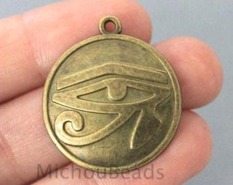 5 Antiqued Bronze Eye of Horus Pendants - Egyptian Charm (30mm) _ 6387