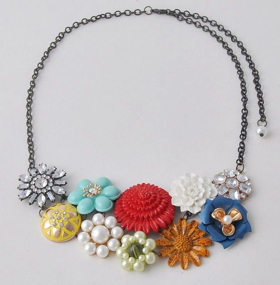 Items similar to Flower Garden on Etsy