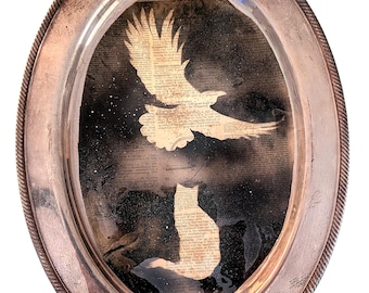 theatromania : Upcycled Wall Art – Cat & Crow on Antique Book Page Mounted on Metal Tray