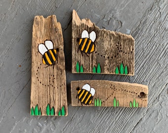 Bee - Bumble Bee - Save the Bees - Bee Lover - Fairy Garden - Garden Lover - Rustic Wood Art - Nature Lover - Witchy - Inspired By Nature