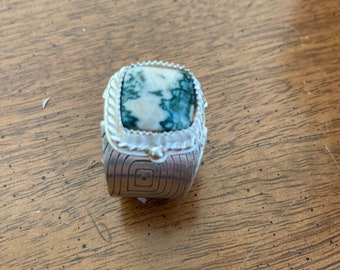 Blue tide seam agate and  sterling ring.   finished to size