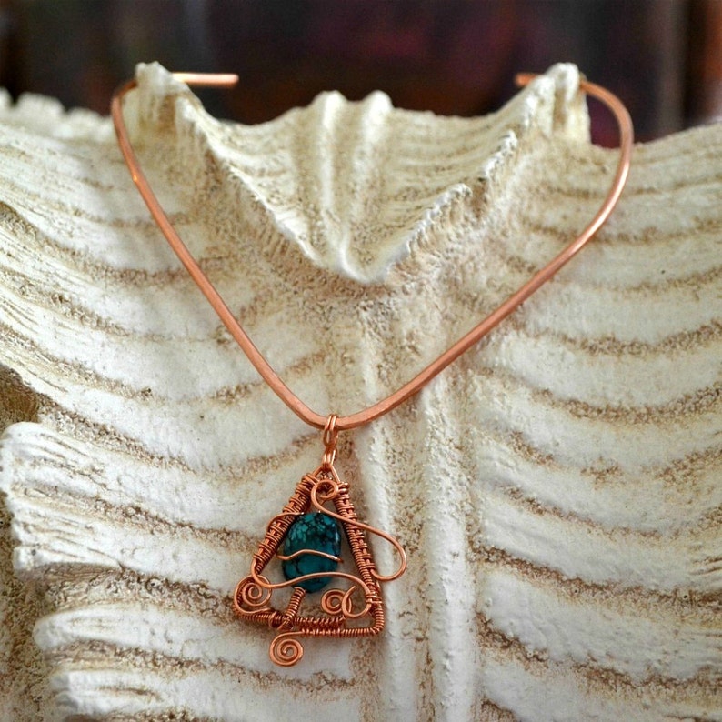 Copper V neckwire necklace. wear alone or hang a pendant neck hugger image 2