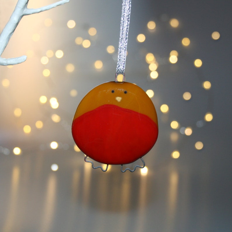 Fused glass robin Christmas decoration handmade, medium robin decoration, fused glass robin ornament, little glass robin image 1