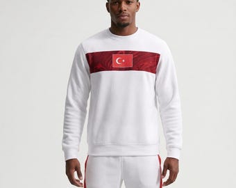 Conjunto de treino inspirado na seleção turca de futebol | Moletom e calça de moletom brancos e vermelhos para torcedores de 2026 da The Jacket Studio Co.