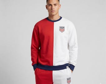 Conjunto de treino inspirado na seleção americana de futebol | Moletom e calça de moletom azul-marinho e branca para torcedores de 2026 da The Jacket Studio Co.