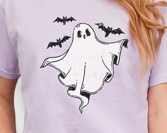 Floating Ghost Tee | Retro Halloween Bats Boxy Tshirt
