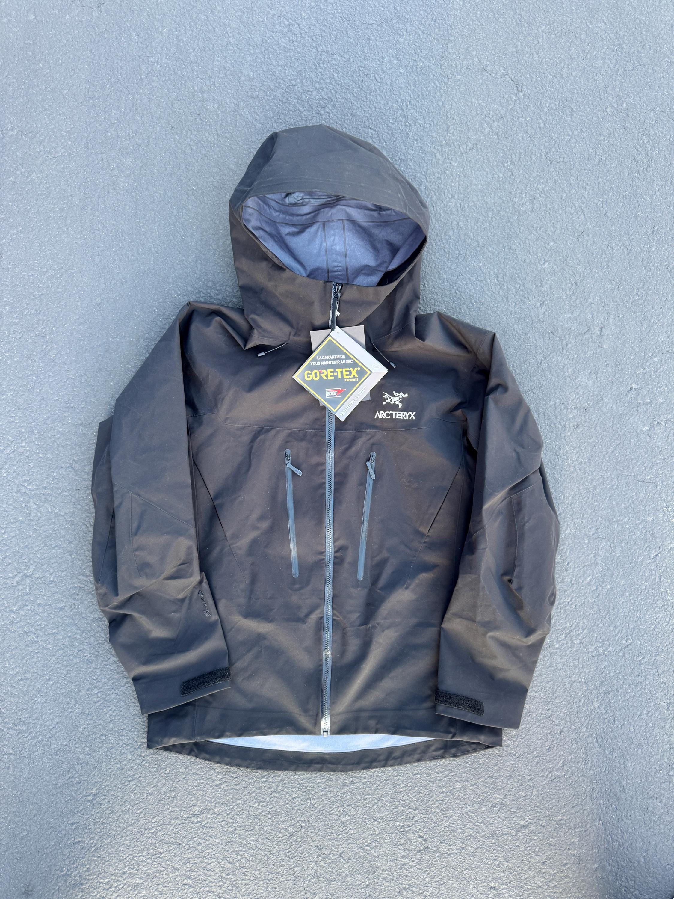 Giacca Arc'teryx Leaf Cold WX Hoody Militare – Uomo Taglia XL – Nera Usata Ottime Condizioni