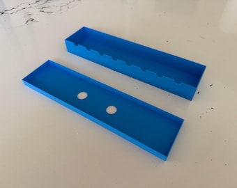 Paint brush box with brush holders