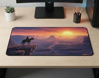 Podkładka pod mysz „Dziki Zachód” | Podkładka pod mysz „Samotny kowboj na klifie” | Podkładka gamingowa „Epic Canyon Landscape” | Prezent dla gracza z Dzikiego Zachodu | Estetyczna mata XL „Outlaw”