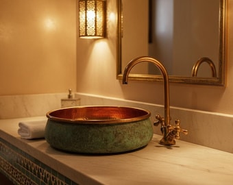 Lavabo de cobre martillado, lavabo de baño con pátina verde azulada marroquí, lavabo redondo hecho a mano para encimera, decoración rústica Art Déco para el hogar.