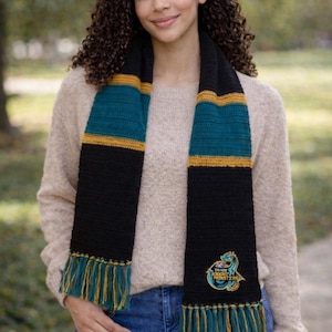 Tahoe Knight Monsters ECHL handmade scarf including 1 logo patch as pictured. Beautiful scarf. Made in America