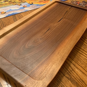 ライブエッジブラックウォールナットサービングトレイ