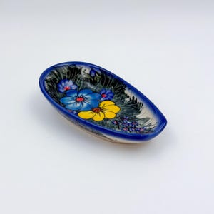 Spoon Rest 5”.  Handmade Polish pottery.  UNIKAT Forget Me Not Pansy Pattern