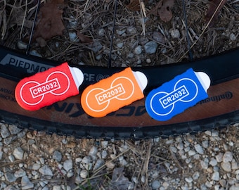 SRAM AXS Battery Holder (Pack of 3) | CR2032 Shifter Batteries