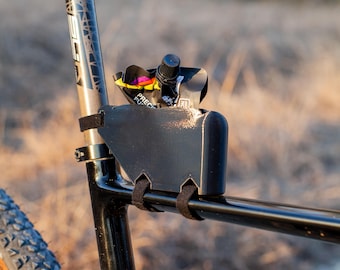 AeroCan | Aerodynamic Cycling Trash Can