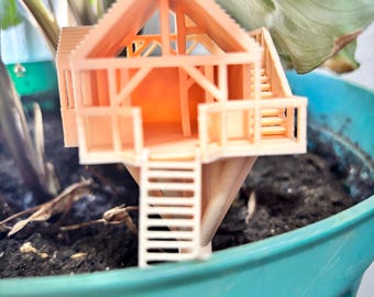 Jumping Spider Hideout: House with Ladder, Small 2x2 Home