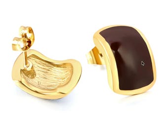 Pendientes de rectángulo curvo con gota de aceite negra