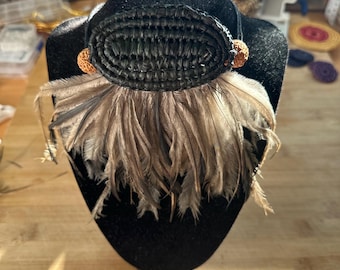 Baawaa gundiirr halsband - Syster emu fjäder halsband med quandong frön