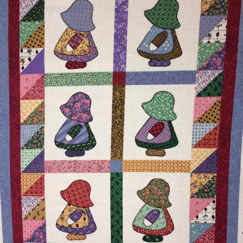 Vintage Sunbonnet Sue Quilted Table Runner GFTOHD6692