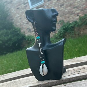 Afrocentric Earrings, Dangle Earring, Cowie Shell Earrings