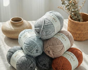 Merino Wool Yarn, Hand Knitting DIY Yarn for Scarves, Sweaters & Cardigans, Medium-Weight Skein