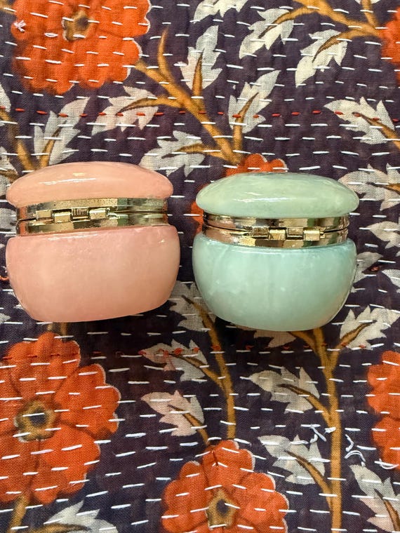 Set Of 2 Vintage Alabaster Trinket Boxes - image 3