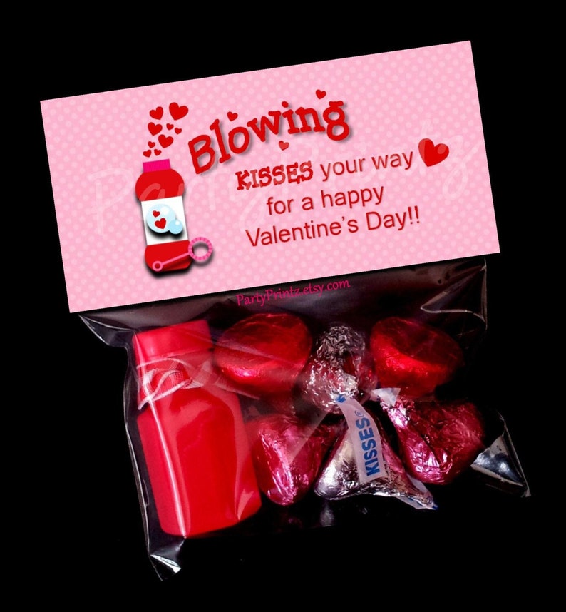 Valentine Printable Treat Bag Topper INSTANT DOWNLOAD Blowing Kisses image 1