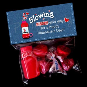 Valentine Printable Treat Bag Topper INSTANT DOWNLOAD Blowing Kisses image 9