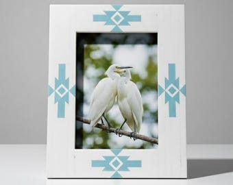 Marco de fotos con incrustaciones de hueso y resina / Marco geométrico blanco y azul / Decoración del hogar hecha a mano