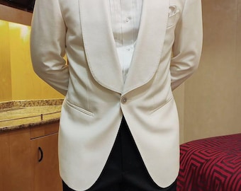 Men's White Shawl Lapel Tuxedo Jacket | Elegant Dinner Jacket