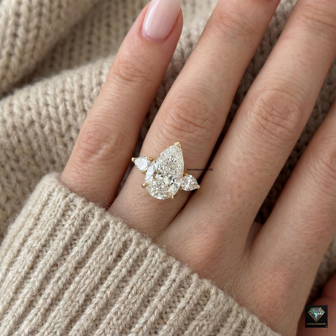 4.7ct Pear Lab Diamond Engagement Ring, Two Tone 14k Gold Trilogy Ring ...