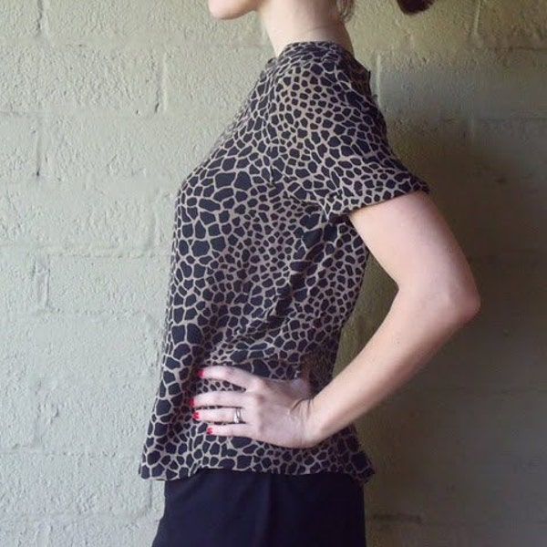 100% Silk Short Sleeve Vintage Animal Print Blouse - Medium