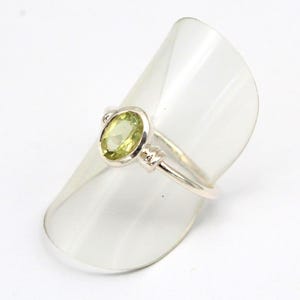 Citronkvartsring 925-sterlingsilver, oval fasetterad gul ädelsten, smycken, minimalistisk, elegant stapelbar ring,