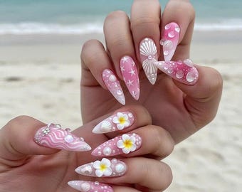 Presse plage rose sur les ongles, ongles étoiles de mer coquillage, ongles perle florale 3D, ongles stiletto océan d'été, faux ongles fait main