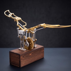 Mechanical Flapping Wing Desk Decor, Automatic Angel Wing Sculpture, Vintage Steampunk Desktop Ornament, Office Stress Relief Art
