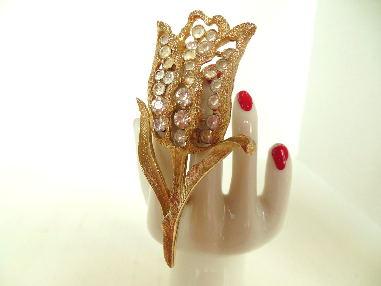 Broche Vintage CORO – Métal Argenté Et Strass – Années 50-60 – Occasion