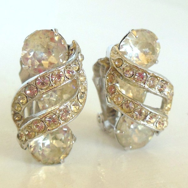 Vintage Eisenberg Rhinestone Clip Earrings Cloudy 3 Large Stone Silver 50s (item 192)