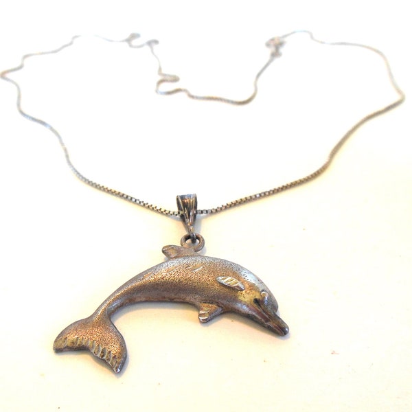 Vintage Dolphin Sterling Silver Necklace Box Chain Pendant 80's (item 4)